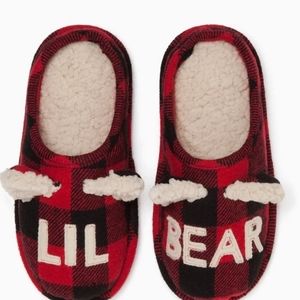 Brand NEW Dearfoam Lil Bear Slippers